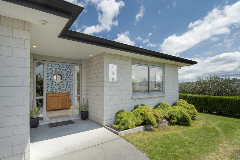 Photo of property in 109 Condor Drive, Pyes Pa, Tauranga, 3112