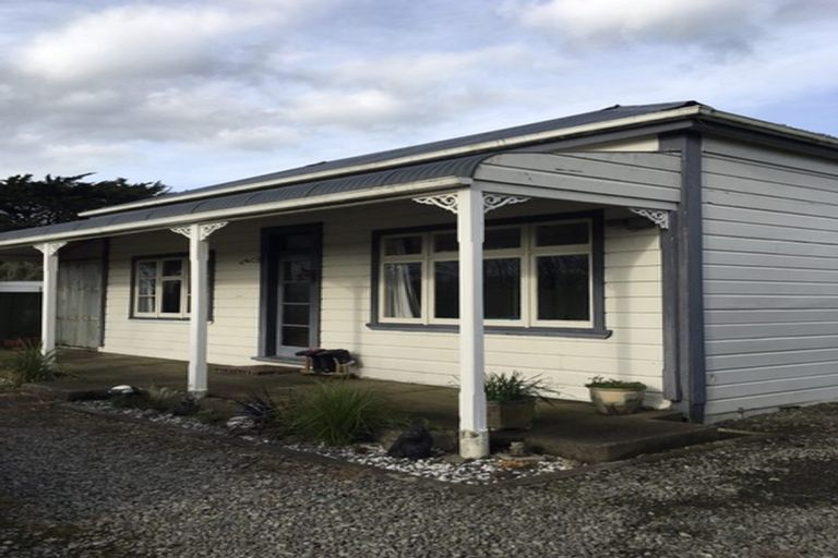 Photo of property in 81987 State Highway 2, Pahiatua, 4984