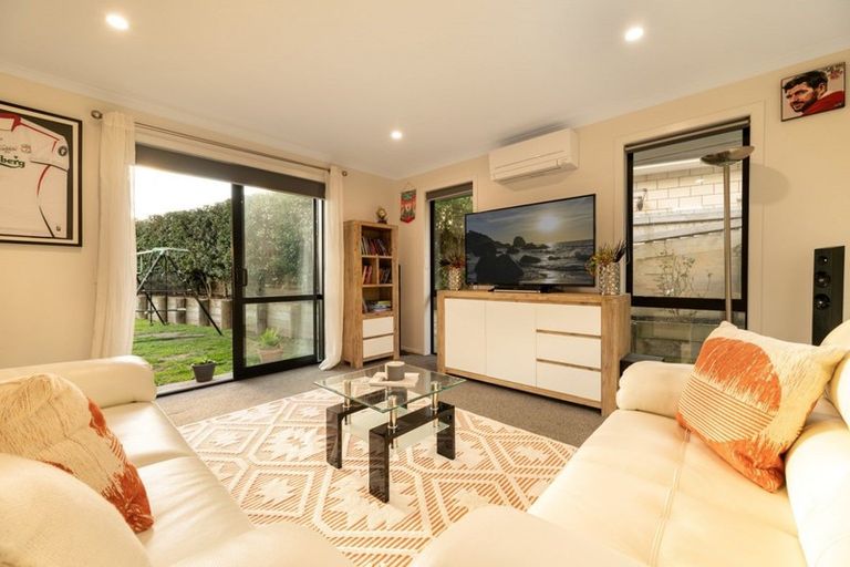 Photo of property in 205 Ballintoy Park Drive, Welcome Bay, Tauranga, 3175