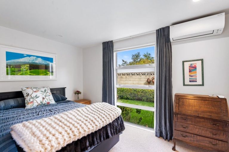 Photo of property in 1 Tainui Drive, Havelock North, 4130