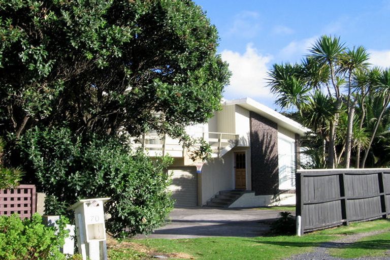 Photo of property in 70 Ngapaki Street, Waikanae Beach, Waikanae, 5036