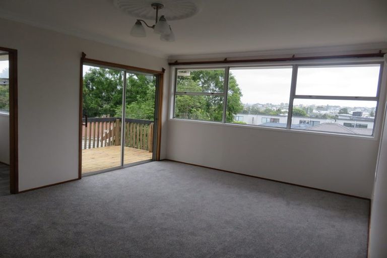 Photo of property in 4171a Great North Road, Glen Eden, Auckland, 0602