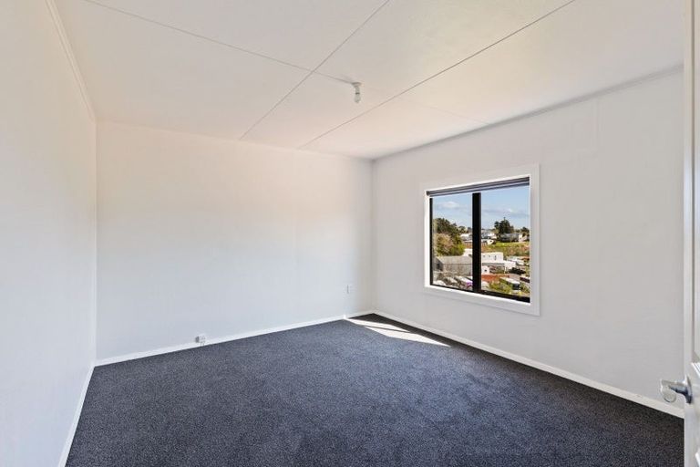 Photo of property in 168 Tukapa Street, Westown, New Plymouth, 4310