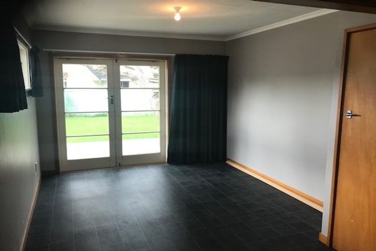 Photo of property in 9 Tern Place, Hokowhitu, Palmerston North, 4410