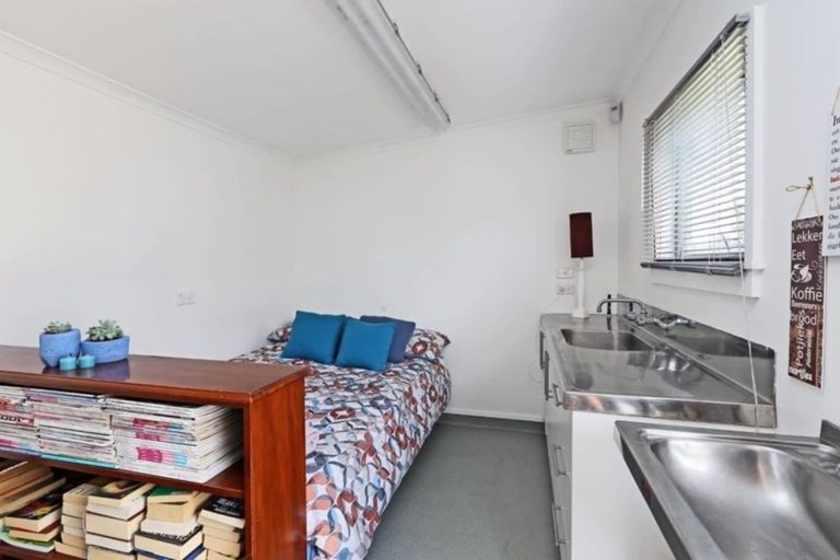 Photo of property in 1101 Saint Aubyn Street East, Parkvale, Hastings, 4122