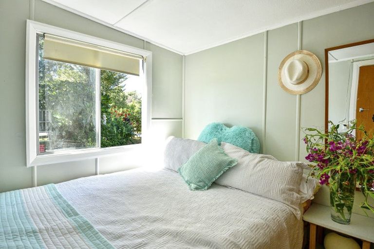 Photo of property in 141 Newcastle Street, Mahia, 4198