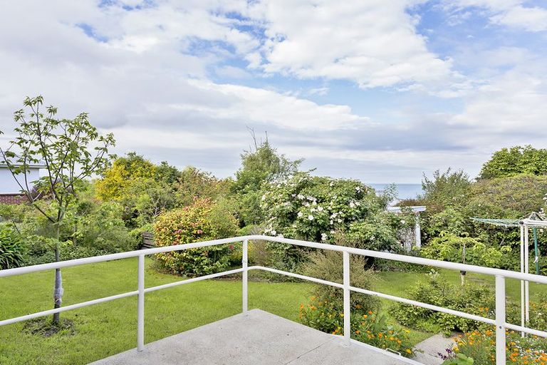 Photo of property in 24 Wansbeck Street, South Hill, Oamaru, 9400