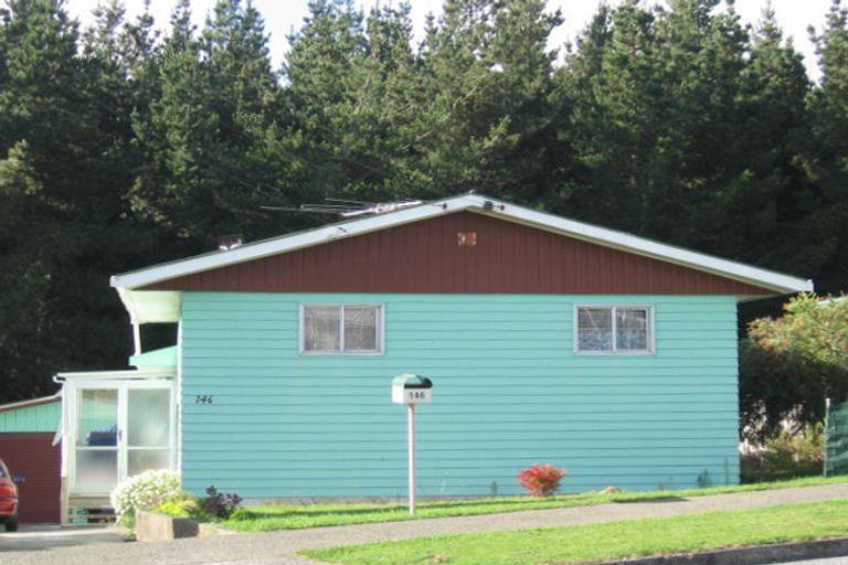 Photo of property in 146 Driver Crescent, Cannons Creek, Porirua, 5024