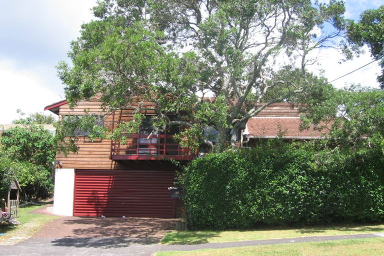 Photo of property in 8 Lanark Street, Milford, Auckland, 0620