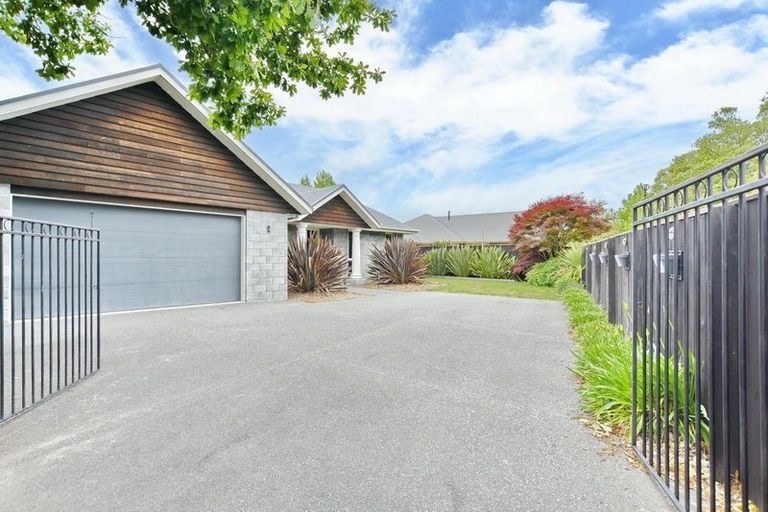 Photo of property in 34 Oxford Road, Rangiora, 7400