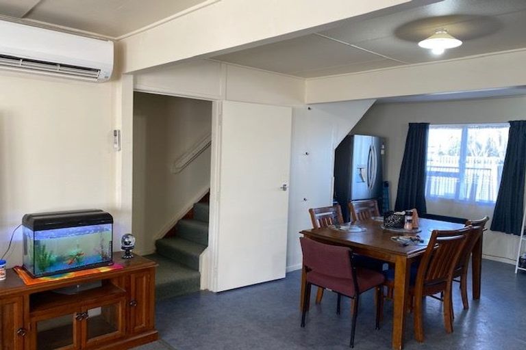 Photo of property in 15 Ramsey Crescent, Flaxmere, Hastings, 4120