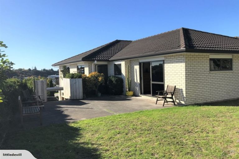 Photo of property in 75 Waterside Drive, Pyes Pa, Tauranga, 3112