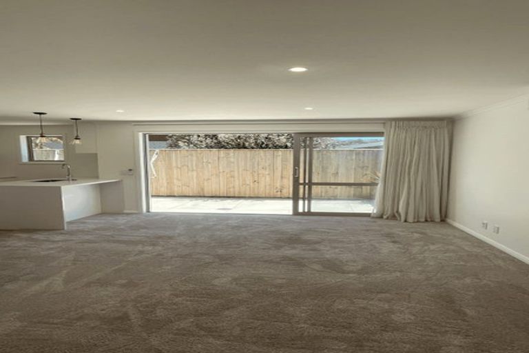Photo of property in 10 Lucern Lane, Petone, Lower Hutt, 5012