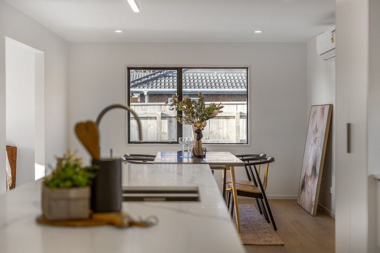 Photo of property in 102 Langdale Avenue, Paraparaumu, 5032