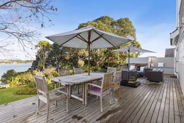 Photo of property in 73 Norwood Road, Bayswater, Auckland, 0622