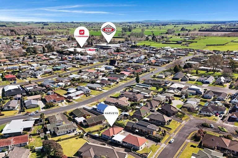 Photo of property in 8a Pohutukawa Place, Matamata, 3400