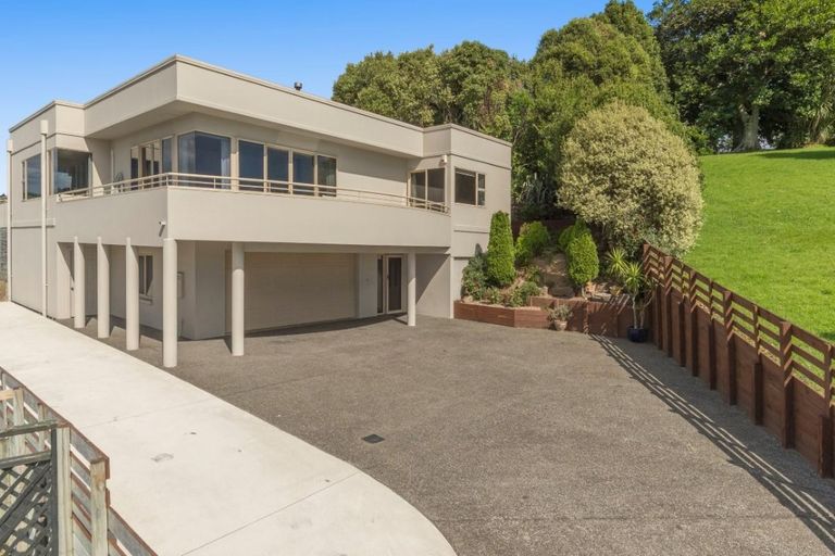 Photo of property in 53 Homestead Place, Welcome Bay, Tauranga, 3112