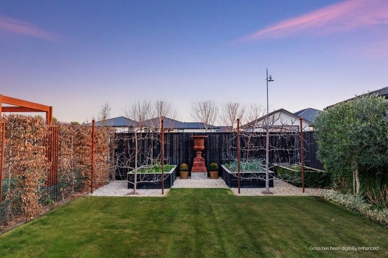 Photo of property in 75 The Esplanade, Pegasus, 7612