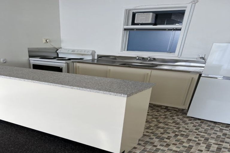 Photo of property in 26 Rhodes Street, Newtown, Wellington, 6021