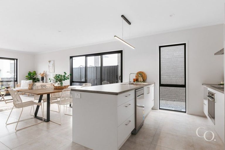 Photo of property in 9 Liberty Street, Papamoa, 3118