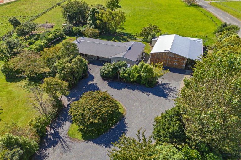 Photo of property in 63 South Manakau Road, Manakau, Otaki, 5583