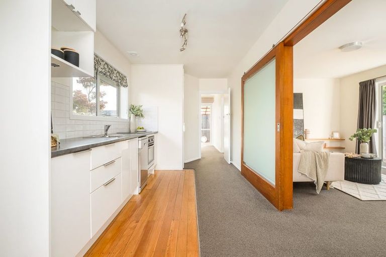 Photo of property in 2/131 Springfield Road, St Albans, Christchurch, 8014