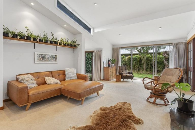 Photo of property in 33 Lynfield Avenue, Ilam, Christchurch, 8041