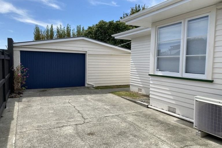 Photo of property in 54 Guy Avenue, Takaro, Palmerston North, 4410