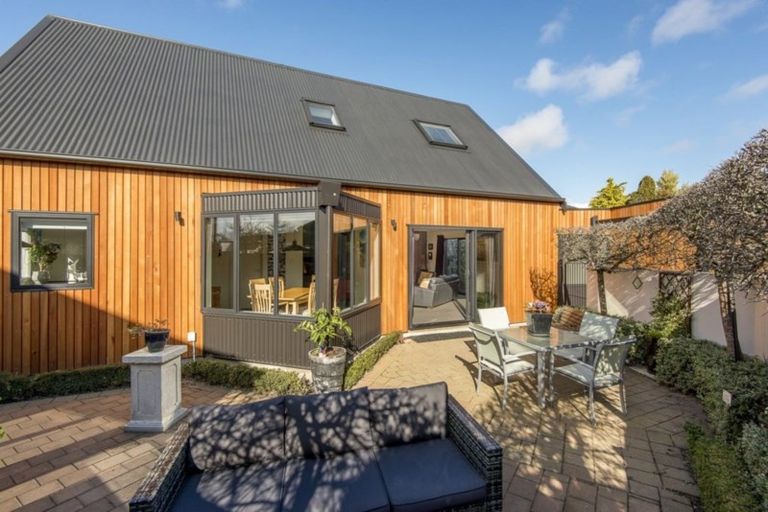 Photo of property in 3/48 Mcfaddens Road, St Albans, Christchurch, 8052