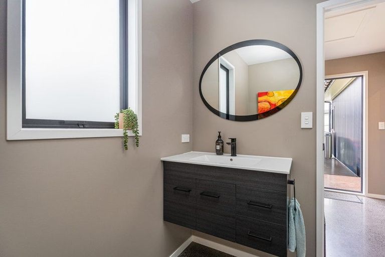 Photo of property in 5 Navigation Drive, Cooks Beach, Whitianga, 3591