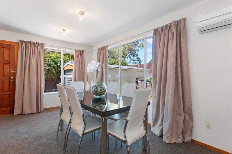 Photo of property in 2/132 Hay Street, Bromley, Christchurch, 8062