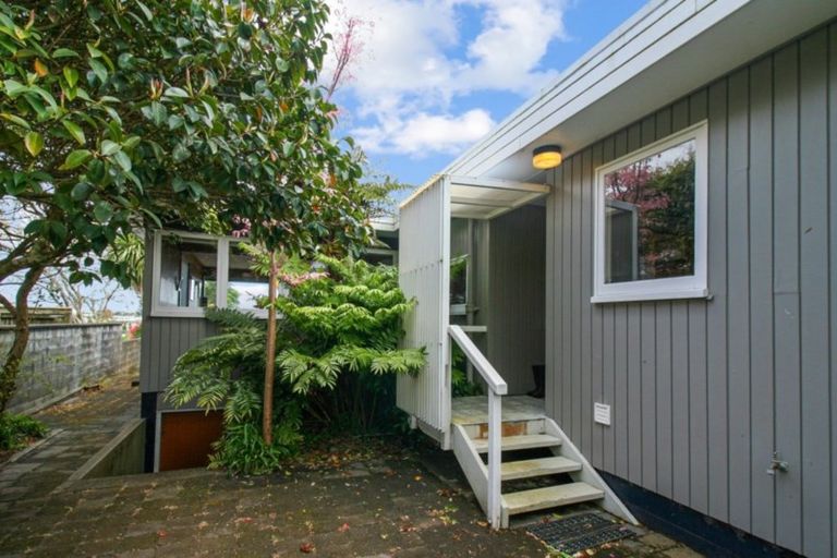 Photo of property in 21 Penrith Street, Westown, New Plymouth, 4310