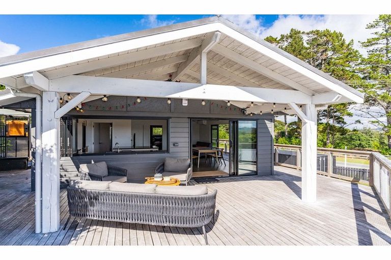Photo of property in 2 Eveline Street, Mangawhai Heads, Mangawhai, 0505