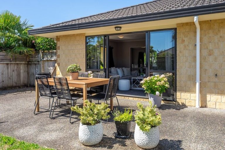 Photo of property in 130 Weggery Drive, Waikanae Beach, Waikanae, 5036