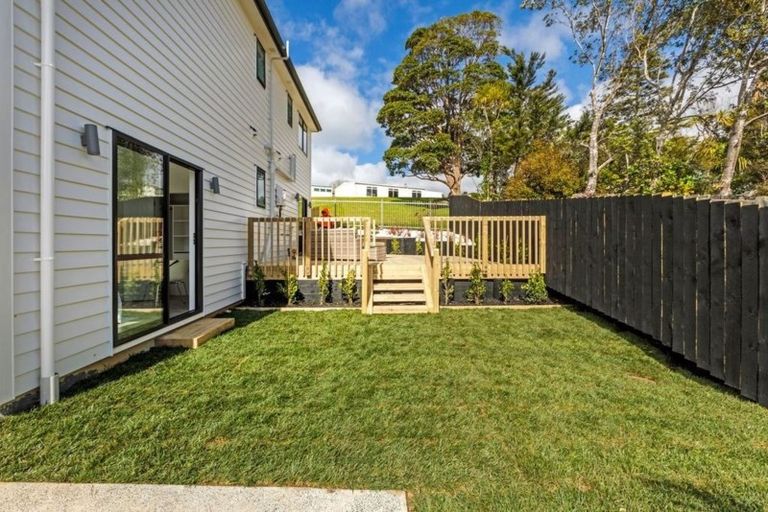 Photo of property in 31a Weatherly Road, Torbay, Auckland, 0630