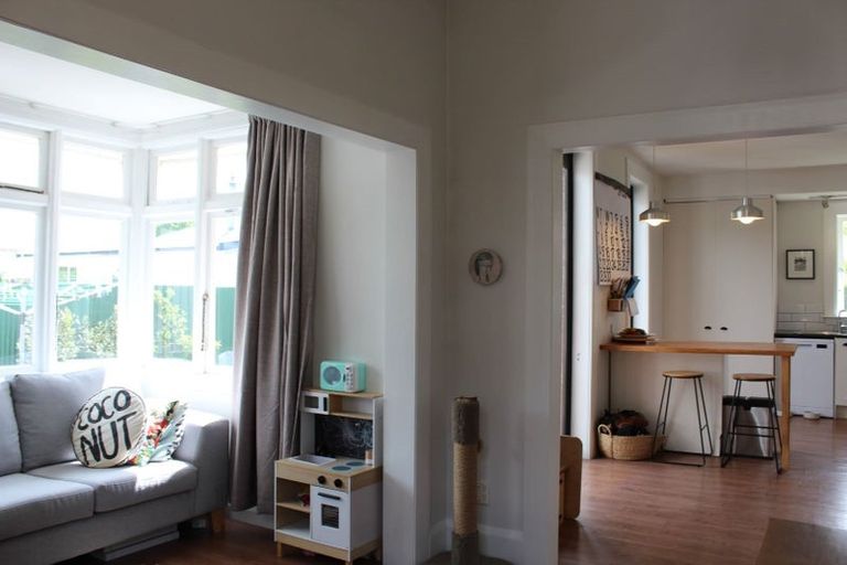 Photo of property in 356 Bay View Road, Saint Clair, Dunedin, 9012