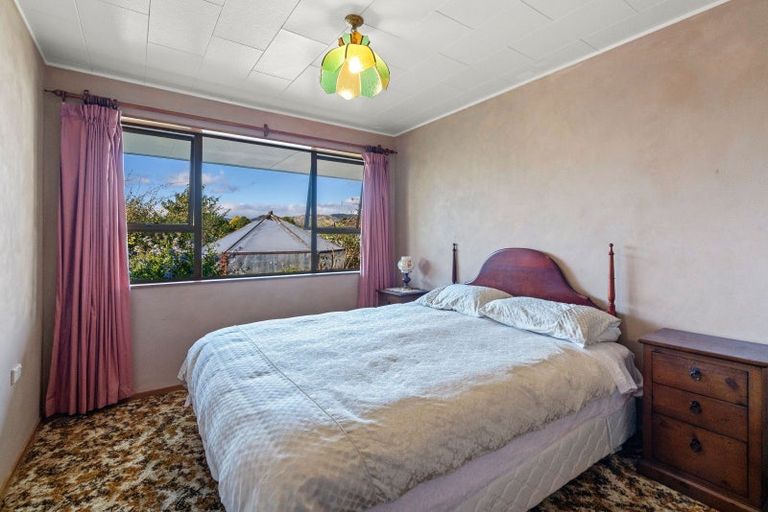 Photo of property in 76 Highbury Drive, Levin, 5510