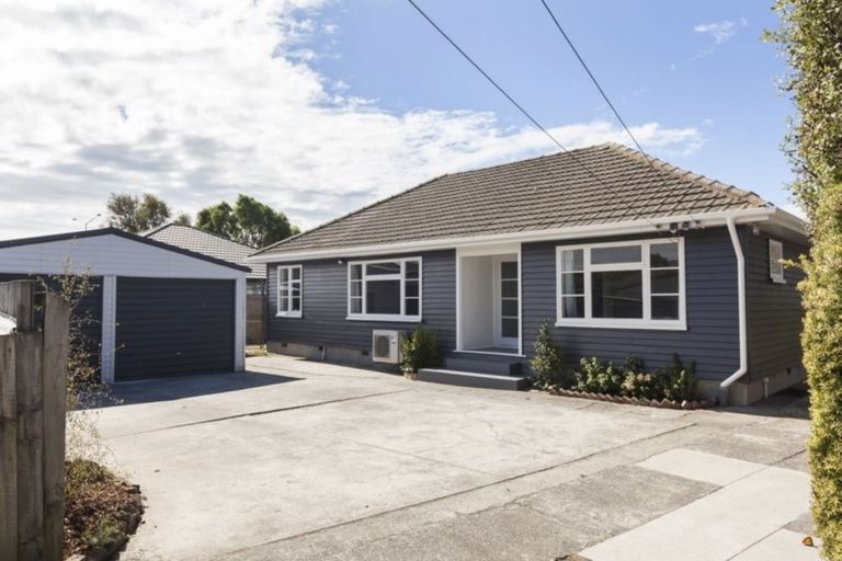Photo of property in 12 Goldsmith Place, Waltham, Christchurch, 8023