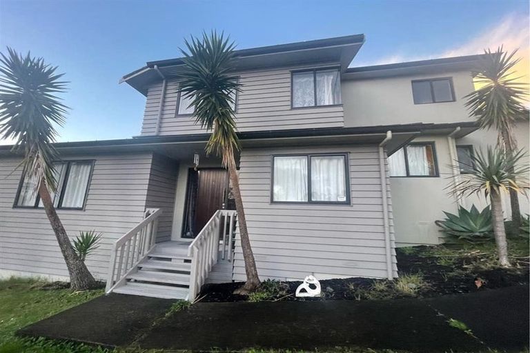 Photo of property in 5 Hornbill Drive, Fairview Heights, Auckland, 0632
