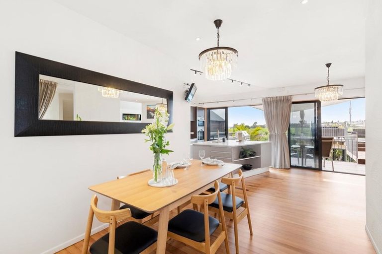Photo of property in 8 Lister Street, Point Chevalier, Auckland, 1022