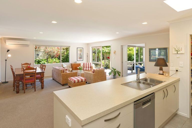 Photo of property in 1087 Queen Street East, Levin, 5571