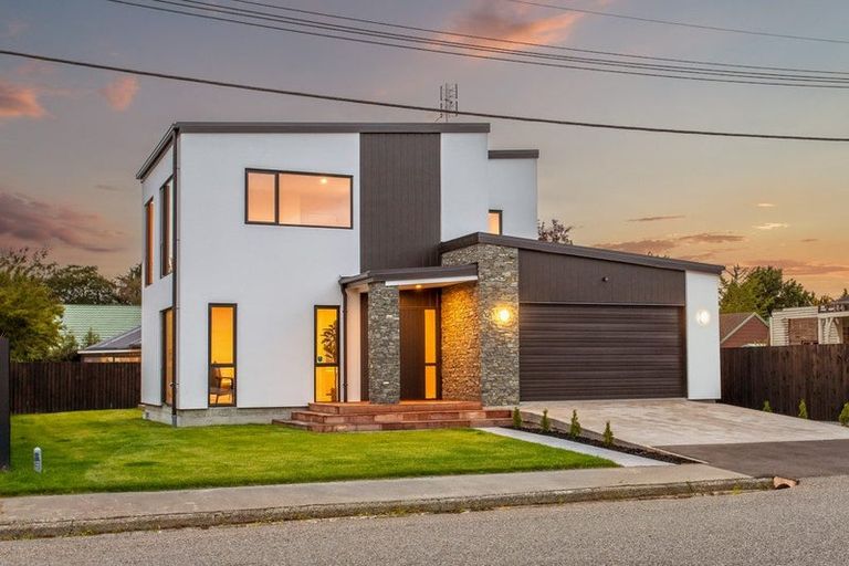 Photo of property in 26 Field Terrace, Upper Riccarton, Christchurch, 8041