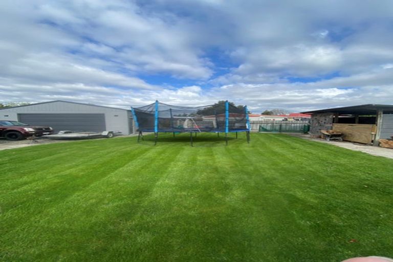 Photo of property in 71 Kettle Avenue, Awapuni, Palmerston North, 4412