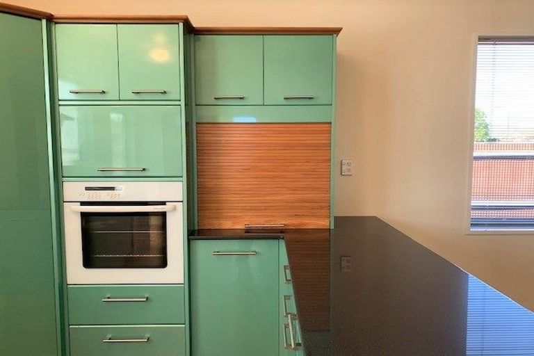 Photo of property in 36 Grafton Street, Waltham, Christchurch, 8011