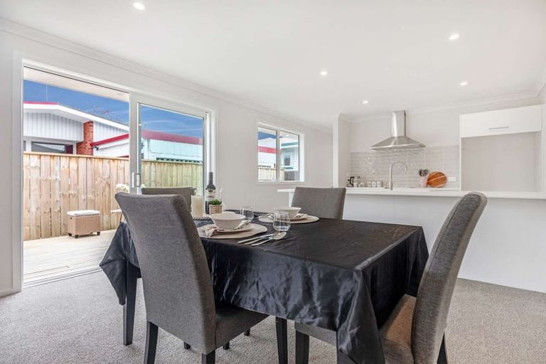 Photo of property in 2/44 Byron Street, Leamington, Cambridge, 3432