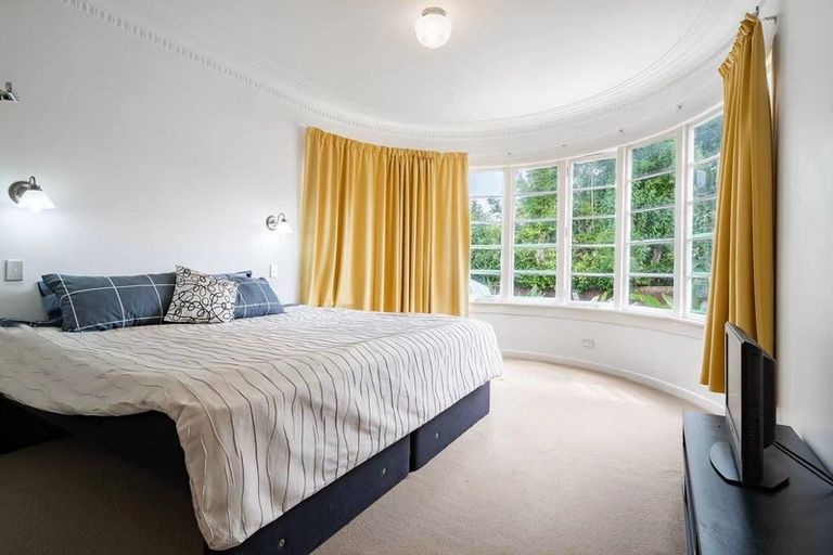 Photo of property in 886 Mount Eden Road, Three Kings, Auckland, 1024