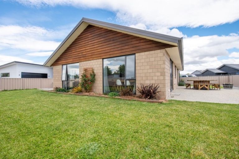 Photo of property in 28 Plunket Street, Omakau, 9376