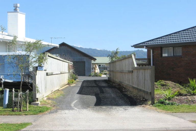 Photo of property in 37 Cholmondeley Crescent, Whitianga, 3510