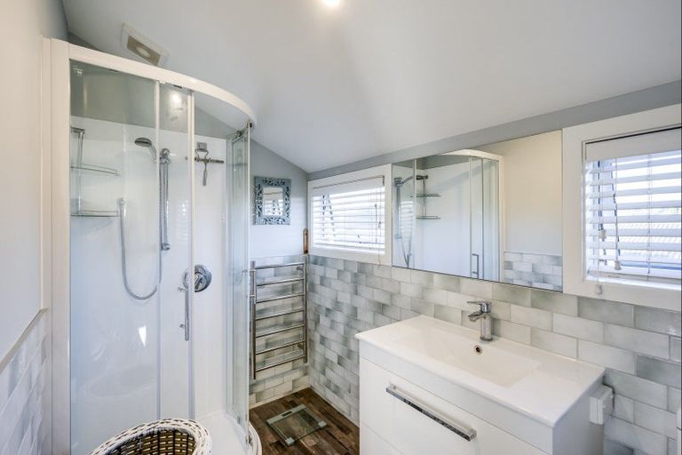 Photo of property in 3/30 Meeanee Quay, Westshore, Napier, 4110