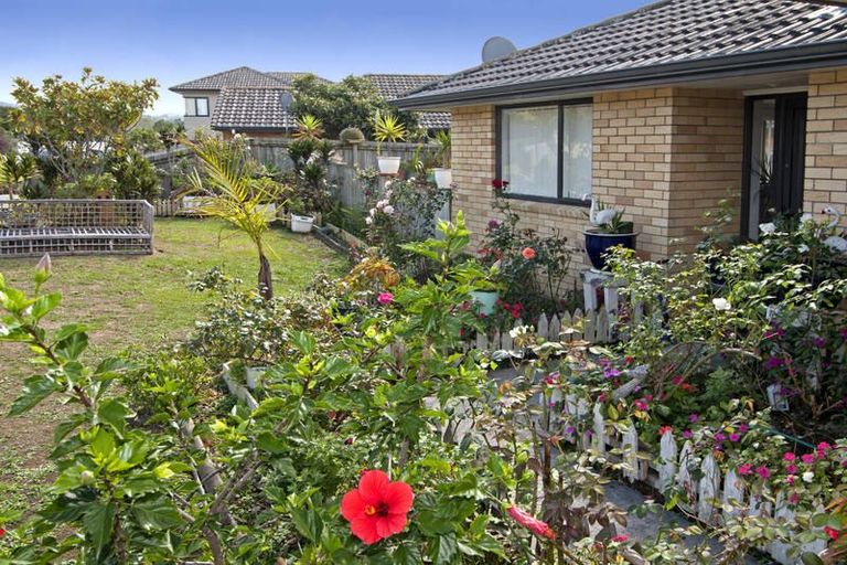 Photo of property in 7 Misty Valley Drive, Henderson, Auckland, 0612